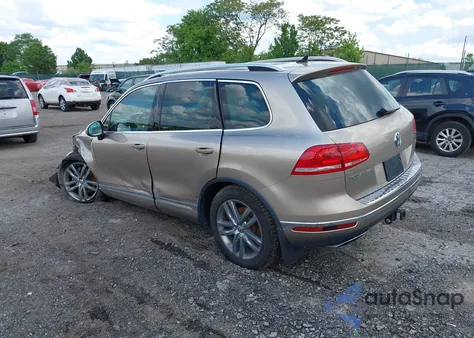 2015 Volkswagen Touareg Tdi Lux from USA, damaged, VIN WVGEP9BP1FD004040